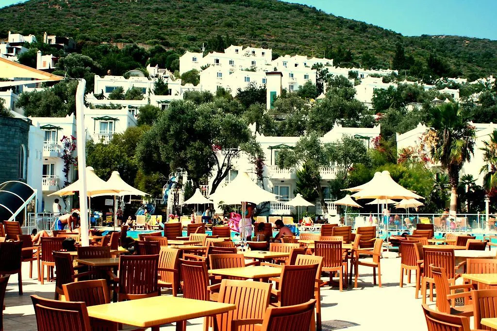 Nish Bodrum Resort Hotel Torba